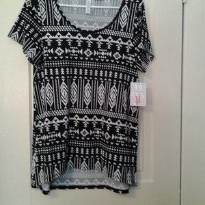 LuLaRoe Classic Tee ... Size Medium ... NWT!